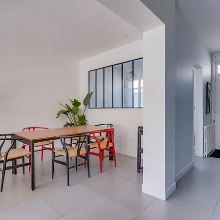 Prázdninový dům La 4 - Maison Avec Piscine A *