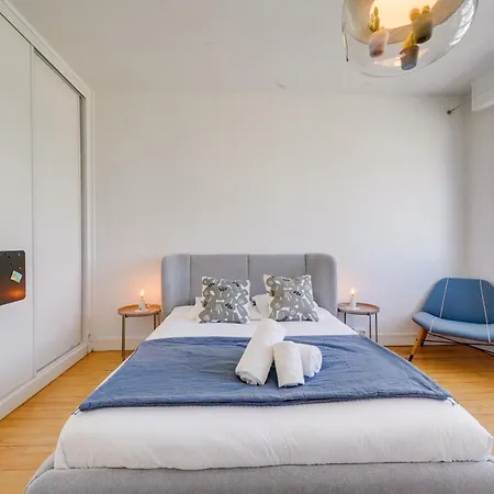 La 4 - Maison Avec Piscine à *